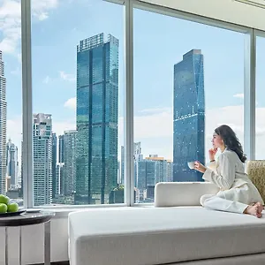 5* Hotel Traders Hotel,